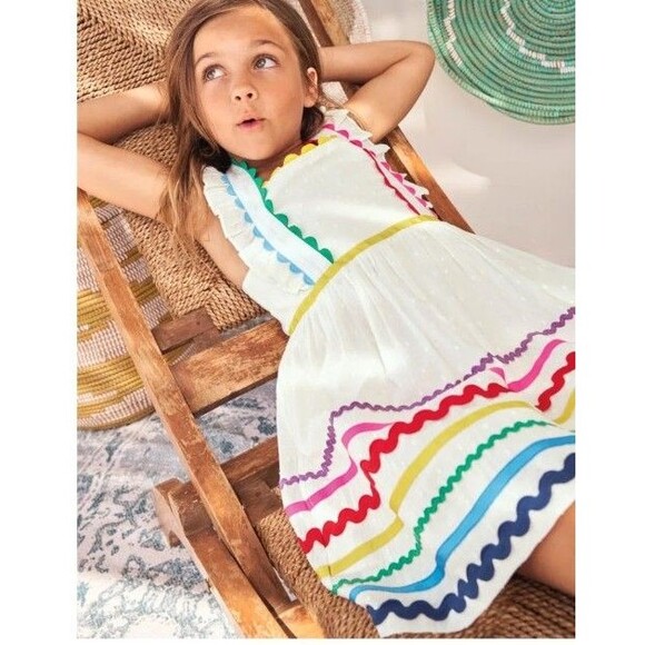 Mini Boden Girls embroidered twirl scalloped DotRic Raccotton dress size 4/5